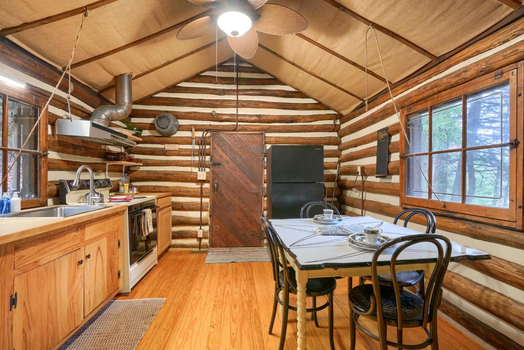 Russell Cabin Logan Kültér fotó